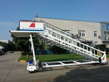 China Diesel portátil da escada de etapas do avião conduzido 2300 a 3600 milímetros de altura fornecedor