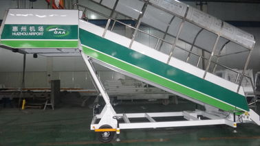 China Não escadas do embarque do passageiro do deslizamento, CE da escada de etapa dos aviões aprovado fornecedor